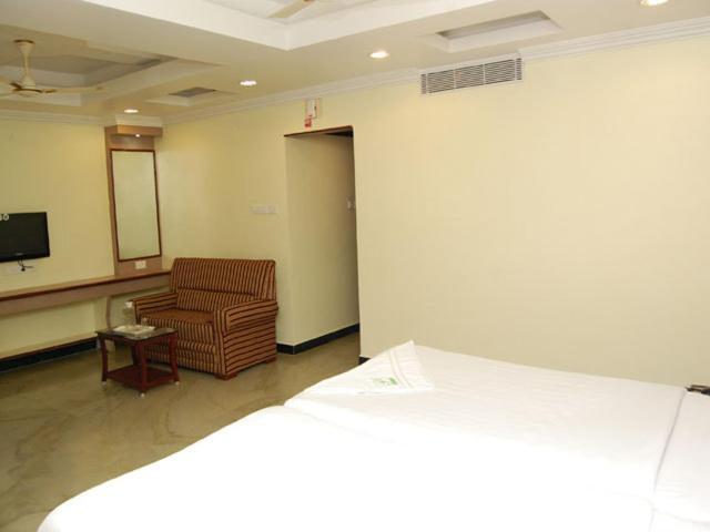 Shri Perumal Inn Pondicherry Habitación foto